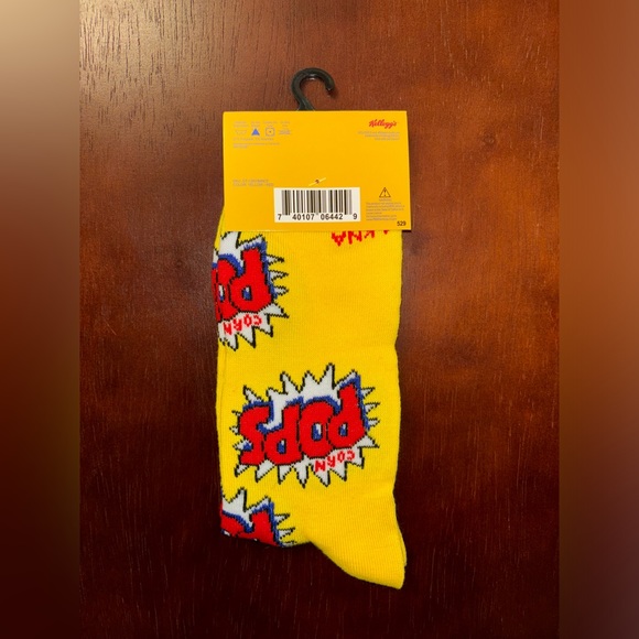 CORN POPS NOVELTY CREW SOCKS NWT MEN’S SHOE SIZE 6-12 - Picture 2 of 2